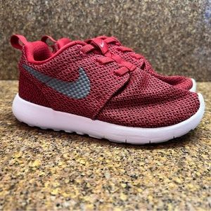 Red Toddler Nike Roshe Sneakers - Size 10